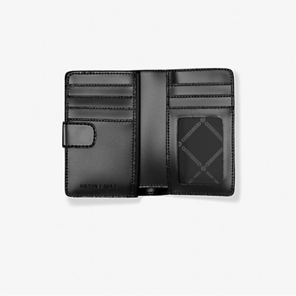 Michael Kors Wallet - Picture 2 of 4